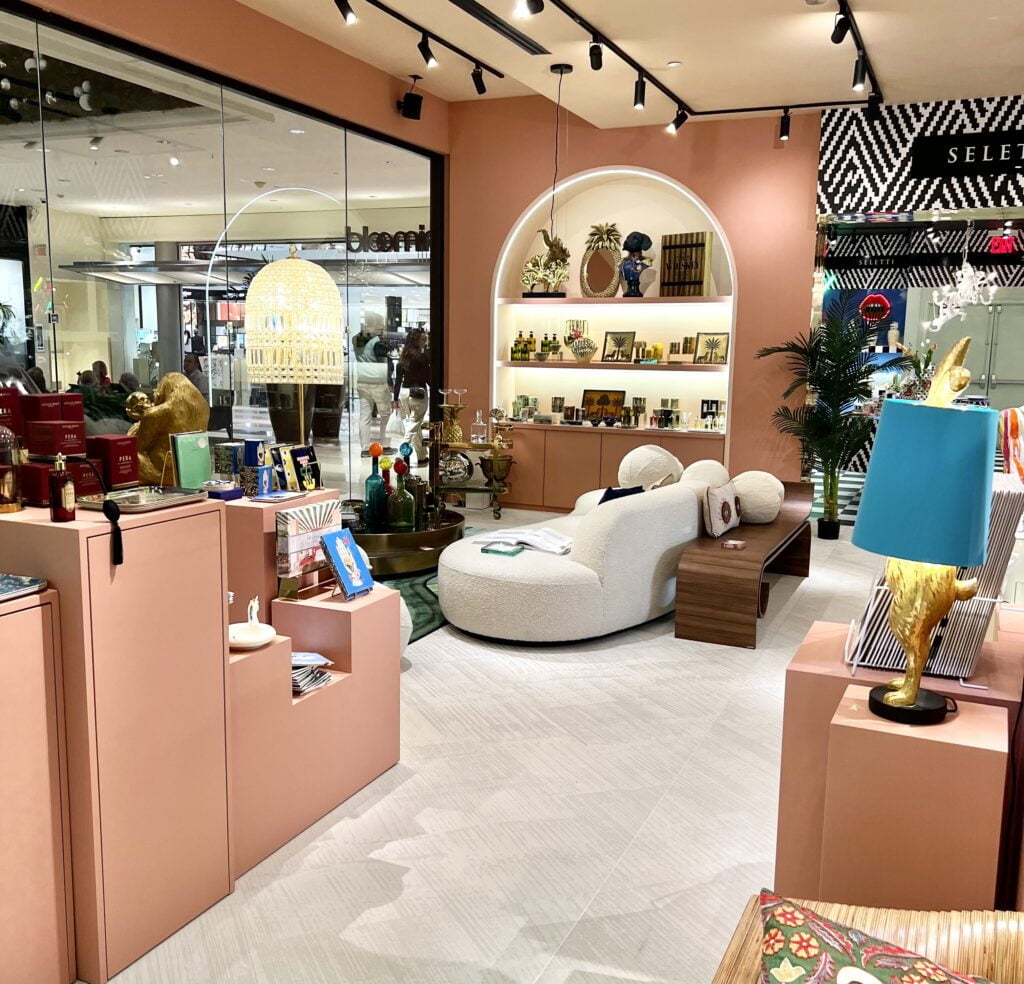 Retail Store Designer FL see The Bazaar Project Aventura Mall